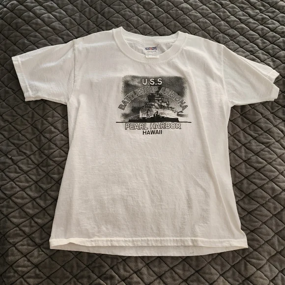 8 Boy T-Shirts - Picture 9 of 12